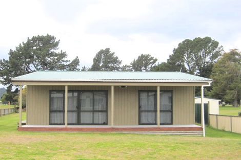 Photo of property in 108 Kiwi Road, Whangamata, 3620