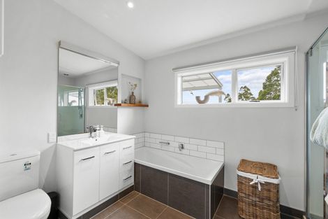 Photo of property in 277 Cames Road, Kaiwaka, Wellsford, 0975