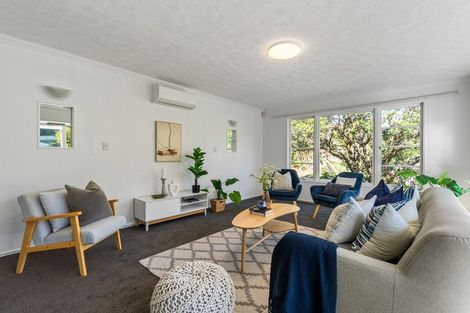 Photo of property in 10 Tui Terrace, Tawa, Wellington, 5028