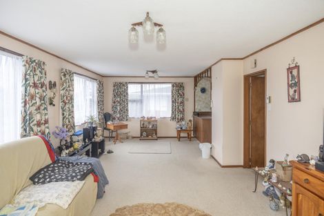 Photo of property in 6a Stuart Street, Holmes Hill, Oamaru, 9401