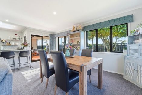 Photo of property in 1 Kauri Place, Pahiatua, 4910