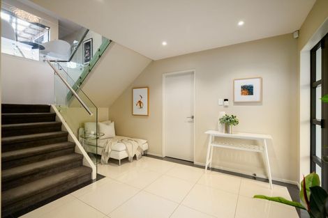 Photo of property in 24 Schopolo Place, Schnapper Rock, Auckland, 0632