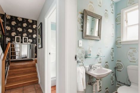 Photo of property in 2 Bullock Place, Ilam, Christchurch, 8041