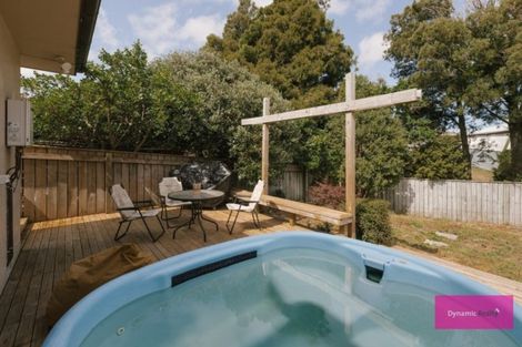 Photo of property in 11 Lewis Place, Highbury, Palmerston North, 4412