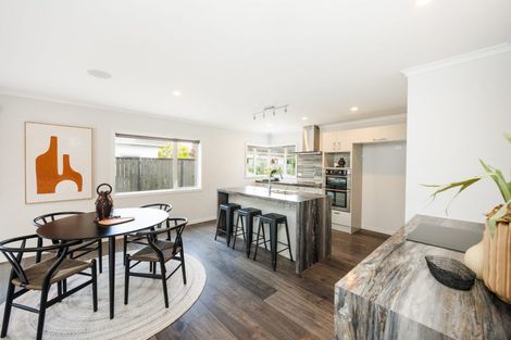 Photo of property in 47 Karina Terrace, Roslyn, Palmerston North, 4414