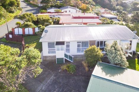 Photo of property in 6 Downing Street, Crofton Downs, Wellington, 6035