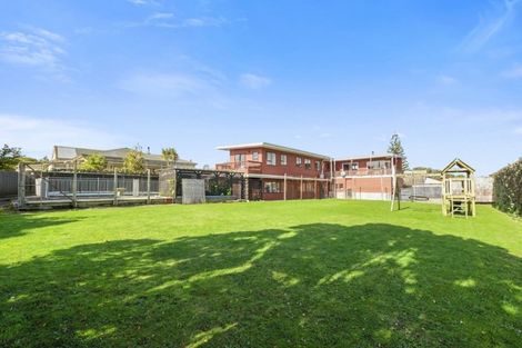 Photo of property in 4 Park Avenue, Titahi Bay, Porirua, 5022