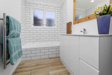 Photo of property in 8 Cabin Lane, Whitby, Porirua, 5024