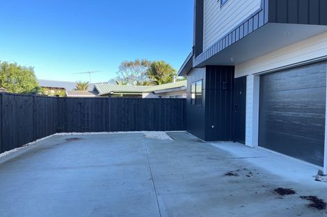 Photo of property in 2d Pinero Place, Bucklands Beach, Auckland, 2014