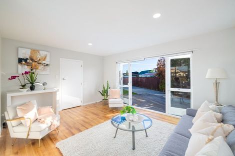 Photo of property in 40 Inwoods Road, Parklands, Christchurch, 8083