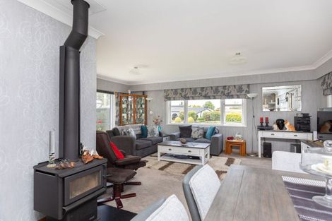 Photo of property in 129 Guy Street, Dannevirke, 4930