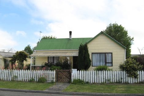 Photo of property in 9 Hugh Street, Kaiapoi, 7630