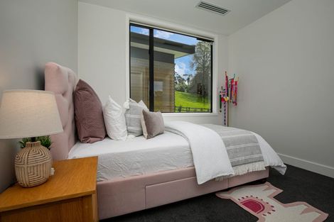 Photo of property in 351 Upper Harbour Drive, Greenhithe, Auckland, 0632