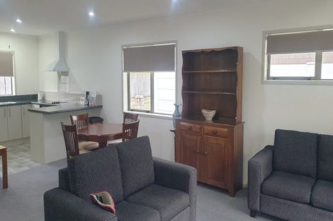 Photo of property in 63a Te Manatu Drive, Huntington, Hamilton, 3210