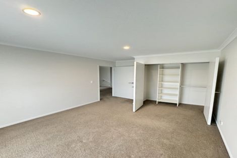 Photo of property in 26 Ian Morrison Road, Hobsonville, Auckland, 0616