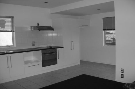 Photo of property in 4/6 Defoe Place, Waltham, Christchurch, 8023