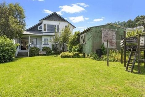 Photo of property in 6 Grendon Road, Titirangi, Auckland, 0604