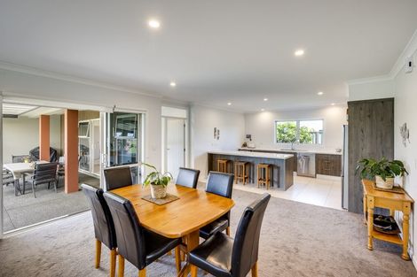 Photo of property in 22 Pukaki Place, Poraiti, Napier, 4112