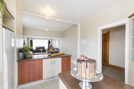 Photo of property in 28 Hair Street, Marton, 4710