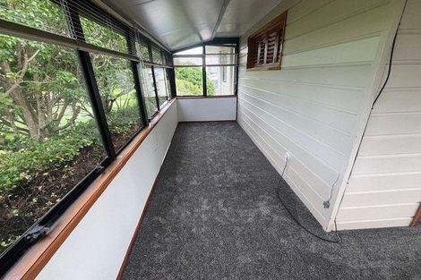 Photo of property in 26b Waller Avenue, Bucklands Beach, Auckland, 2012