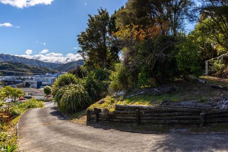 Photo of property in 8 Taranaki Street, Picton, 7220
