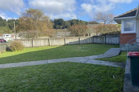 Photo of property in 4 Mangaroa Hill Road, Clouston Park, Upper Hutt, 5018