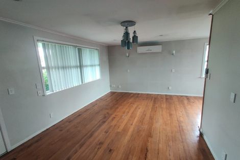 Photo of property in 92 Friedlanders Road, Manurewa, Auckland, 2102