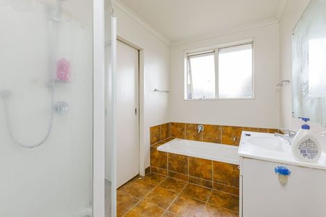 Photo of property in 3 Marblewood Grove, Pukekohe, 2120