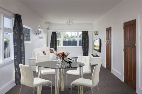 Photo of property in 24 Plynlimon Road, Fendalton, Christchurch, 8052
