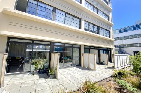 Photo of property in 102/3u Roxburgh Street, Mount Victoria, Wellington, 6011