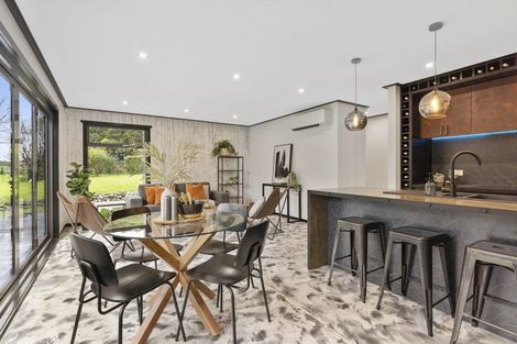 Photo of property in 112 Kawiu Road, Levin, 5510