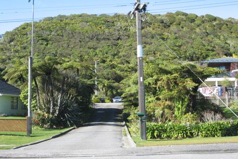 Photo of property in 129a Main South Road, Karoro, Greymouth, 7805