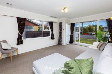 Photo of property in 2/6 Hay Street, Ebdentown, Upper Hutt, 5018