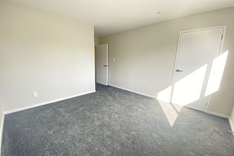 Photo of property in 39 Kaimai Avenue, Massey, Auckland, 0614