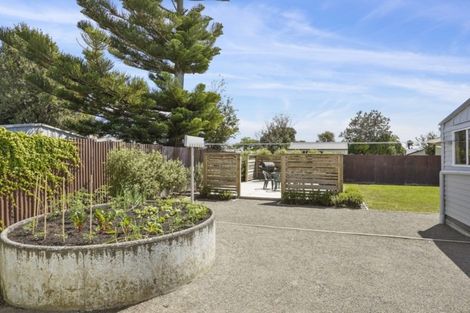Photo of property in 6 Tararua Terrace, Cloverlea, Palmerston North, 4412