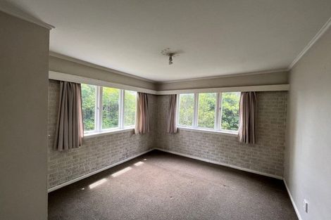 Photo of property in 60 Edmonton Road, Henderson, Auckland, 0612