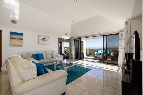 Photo of property in 60 Glenstrae Road, Redcliffs, Christchurch, 8081