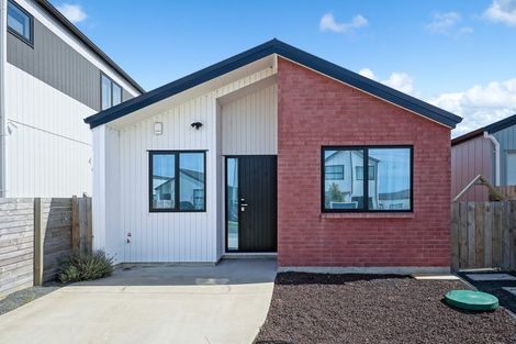 Photo of property in 9 Puwha Street, Massey, Auckland, 0614