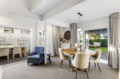 Photo of property in 52a Hatton Road, Orewa, 0931