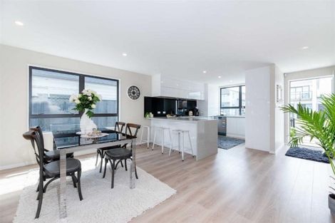 Photo of property in 18 Myland Drive, Hobsonville, Auckland, 0616