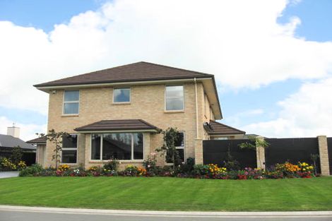 Photo of property in 22 Cathcart Crescent, Prebbleton, 7604