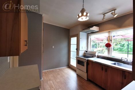 Photo of property in 10 Manuka Street, Orewa, 0931