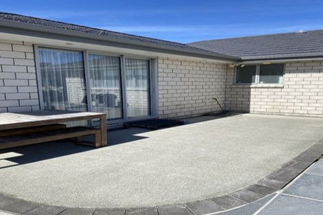 Photo of property in 6 Ken Douglas Drive, Aotea, Porirua, 5024