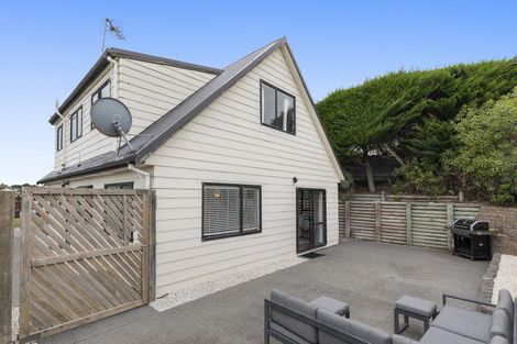 Photo of property in 64 Effingham Street, North New Brighton, Christchurch, 8083
