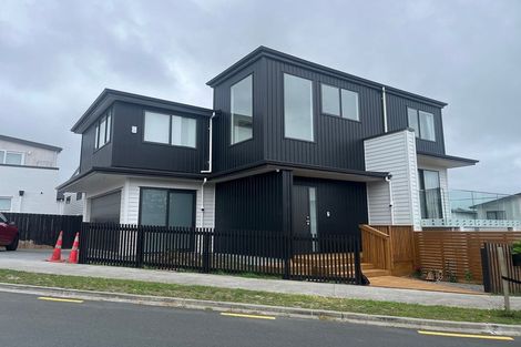 Photo of property in 8 La Bella Road, Hobsonville, Auckland, 0616