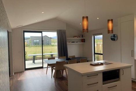 Photo of property in 3 Leaning Rock Lane, Wanaka, 9305