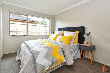 Photo of property in 5 Wairua Place, Pukekohe, 2120