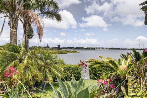 Photo of property in 48 Aurea Avenue, Pakuranga, Auckland, 2010