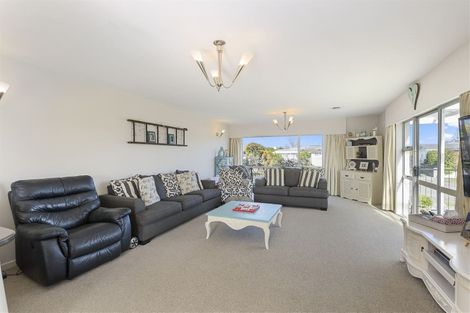 Photo of property in 51 Kennedy Drive, Levin, 5510