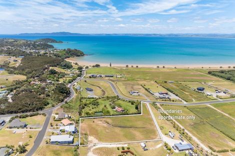 Photo of property in 6 Te Ranginui Place, Karikari Peninsula, 0483